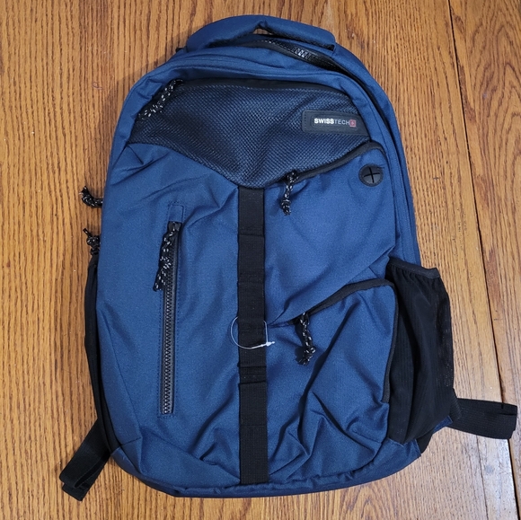 NWOT Swiss Tech Appenzell Backpack With Protective Laptop Sleeve - Picture 1 of 10